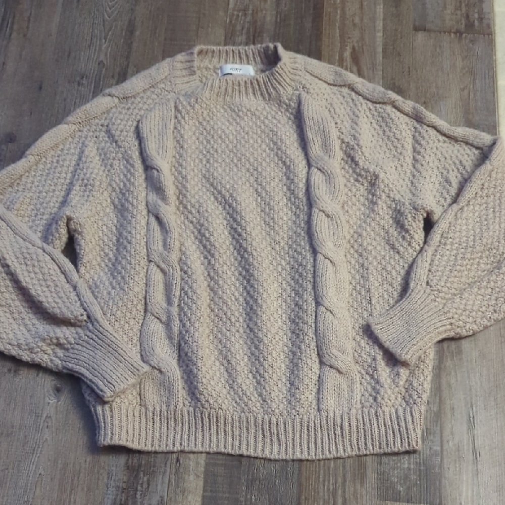 Fort braided pullover